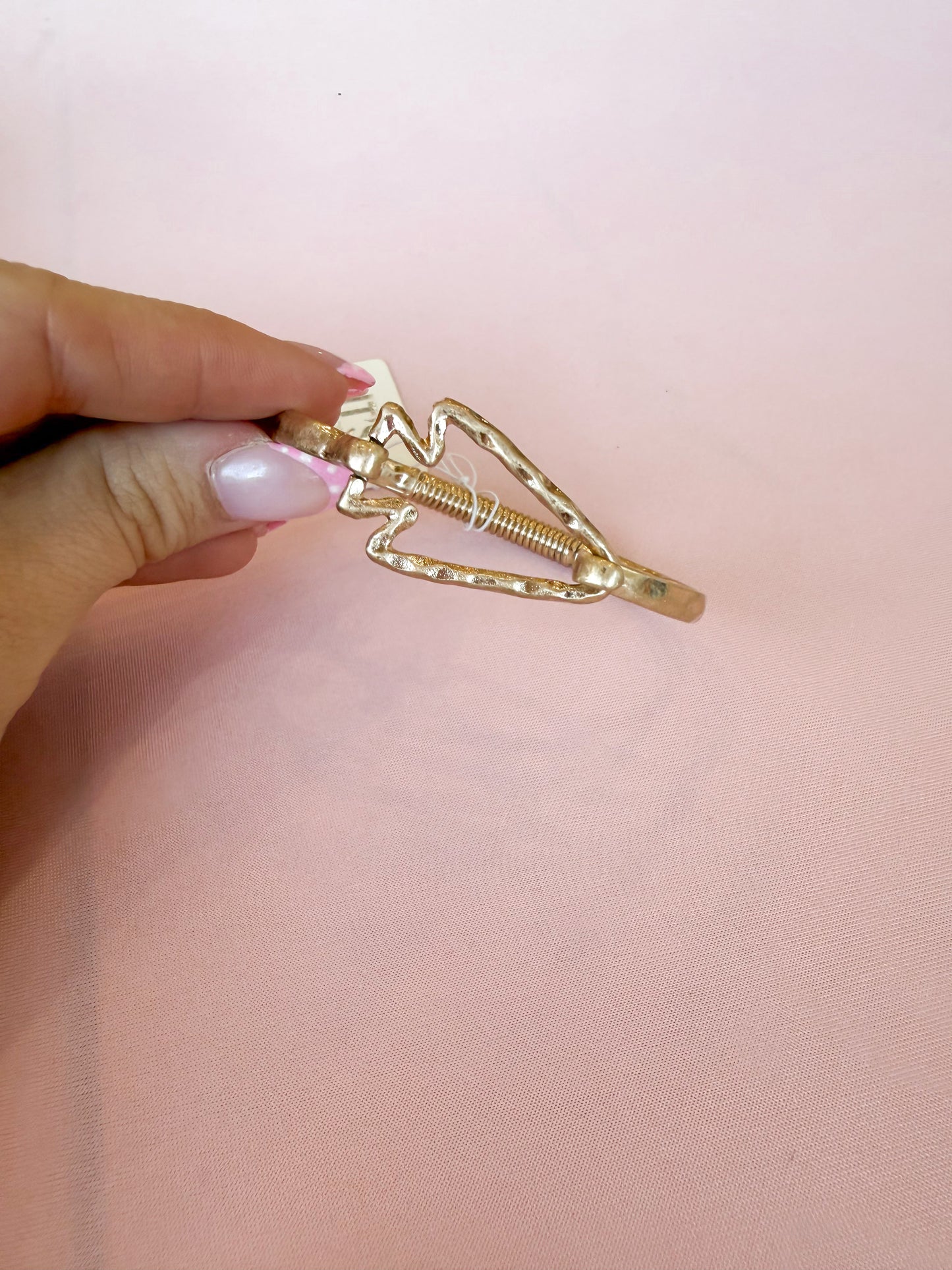 Arrow bracelet