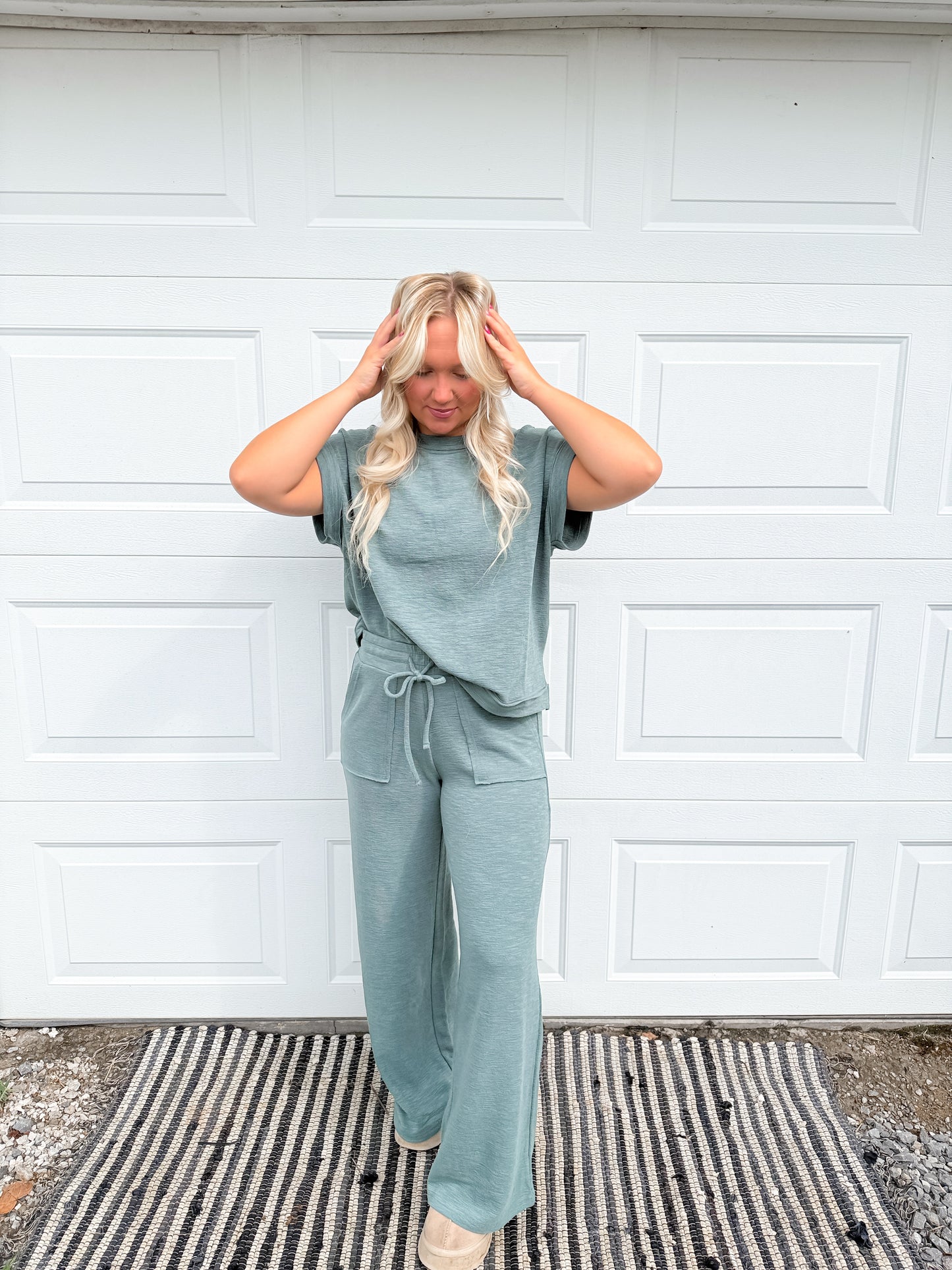 6. sleeve tee & long pants set