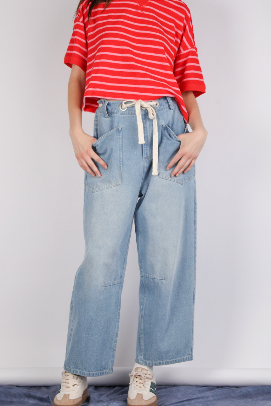 46. Tie Barrel Jeans