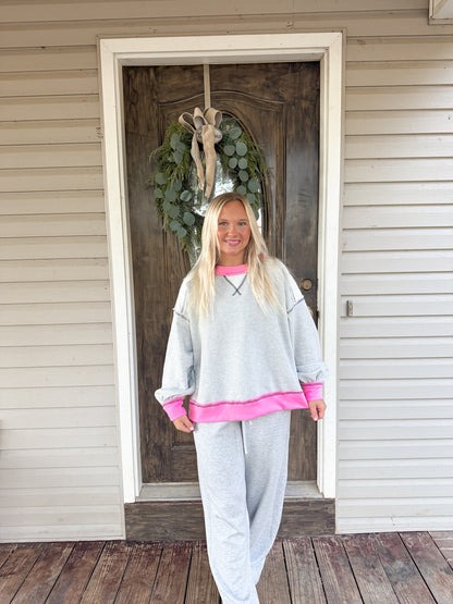 68. CONTRAST & REVERSE STITCH DETAILS SWEATSHIRTS