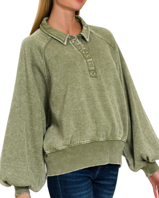 36. Acid Washed Button Pullover