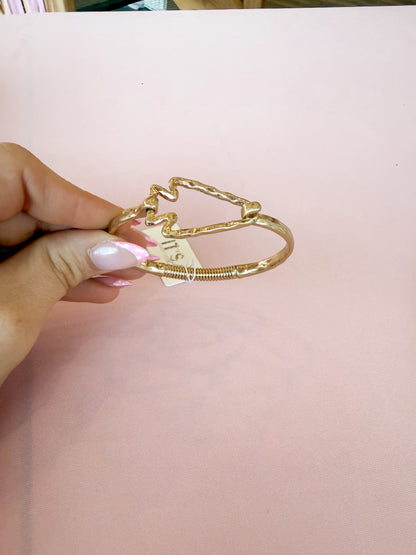 Arrow bracelet