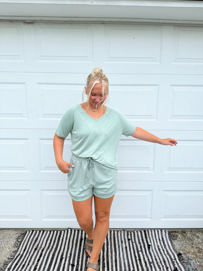 Elasticized Waist Loose Sweat Shorts