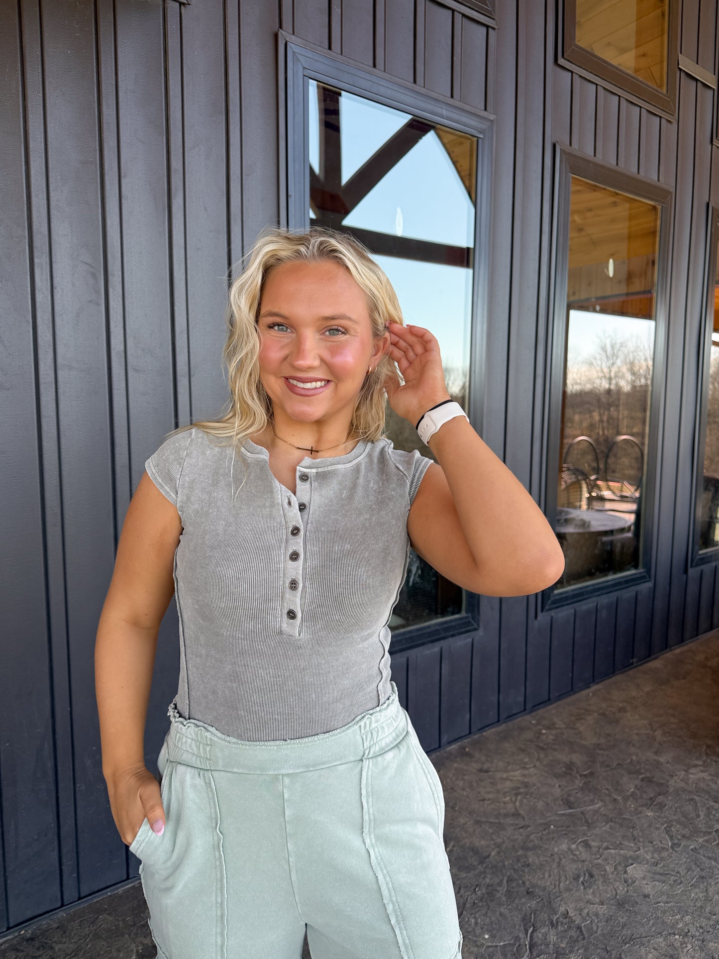 154. Detailed Button Top