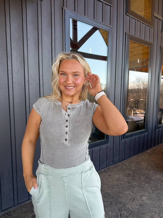 154. Detailed Button Top