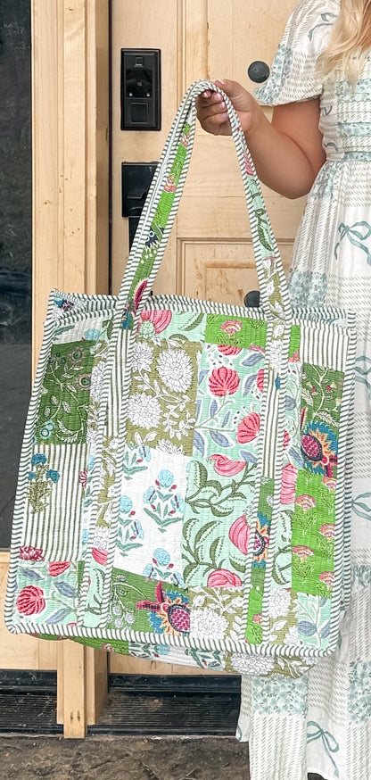 #162. Quilted Tote Bag