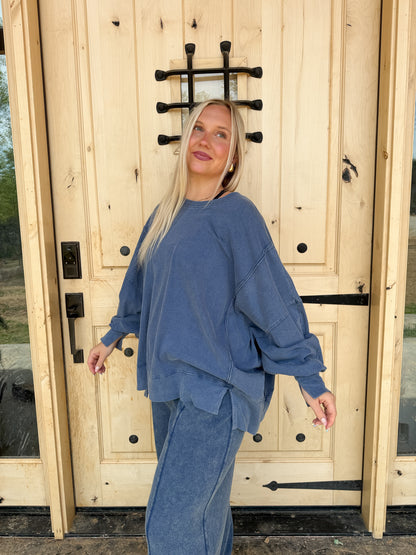 #201. Oversized Seam Detail Long Sleeve Top