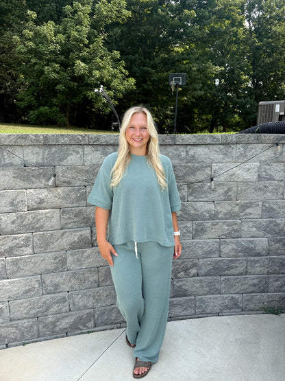 #69. Ribbed Set
