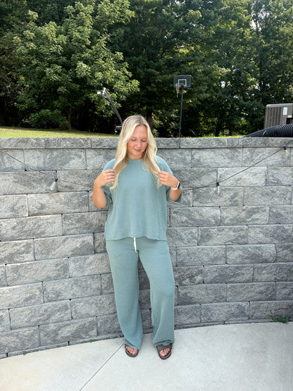 #69. Ribbed Set