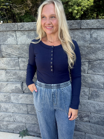 #105. Fitted Long Sleeve Ribbed Henley Knit Top