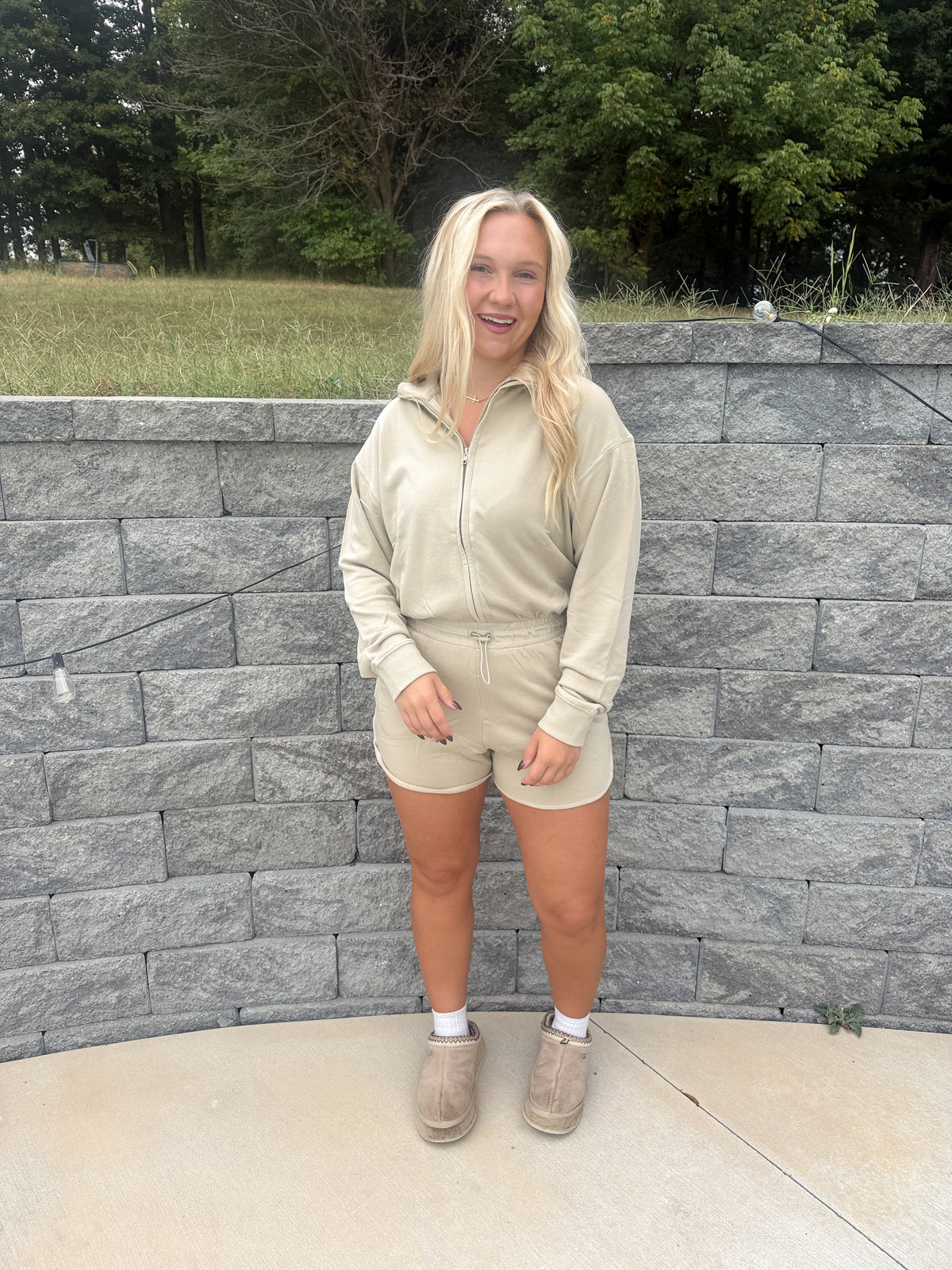 #121. Zip up Romper