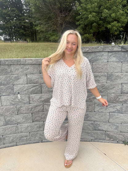 #114. Floral Ribbed Set