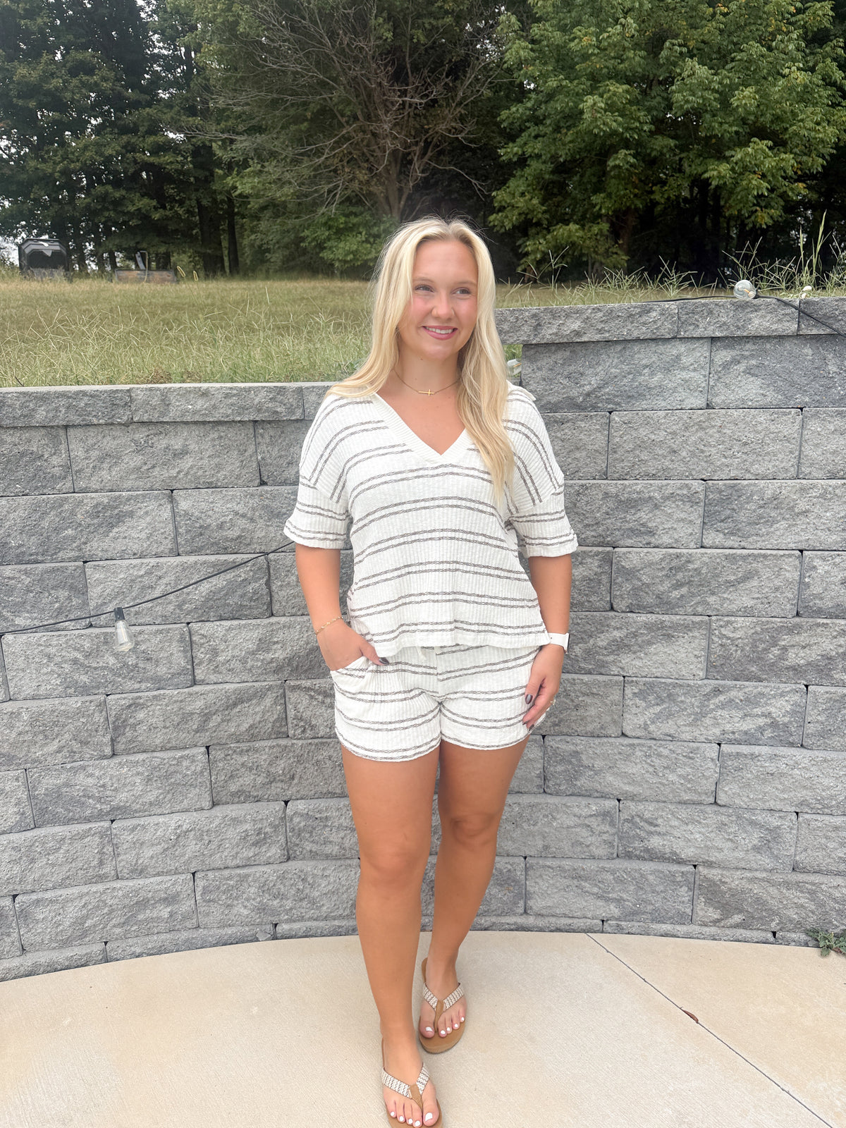 #119. Stripe Collared Short Sleeve Knit Set