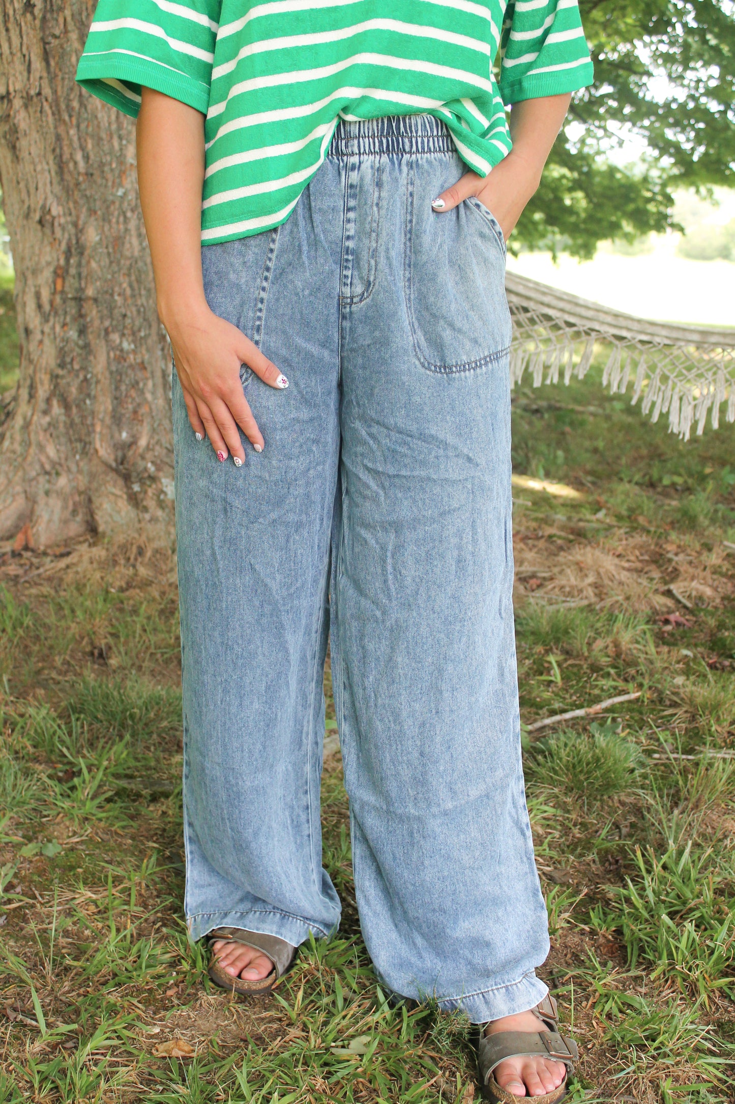 #49. WASHED CHAMBRAY ELASTIC WAIST WIDE LEG PANTS