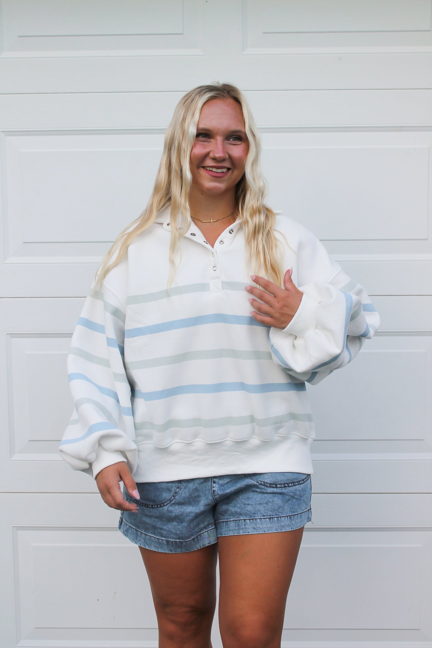 #46. Collar Half Snap Sweatshirt