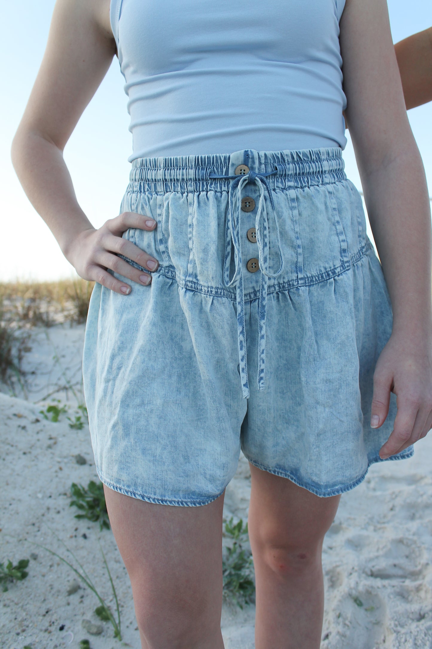 #206. Flowy Shorts