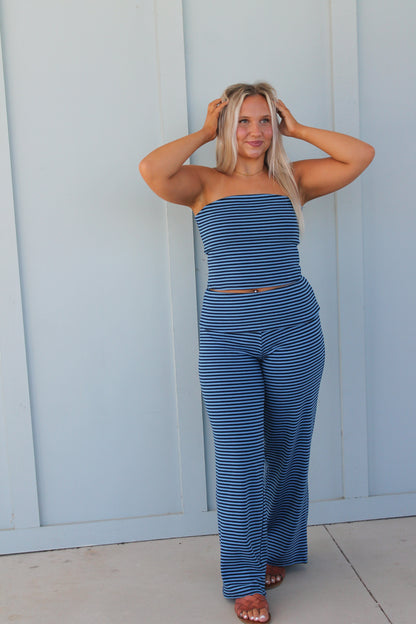 #214. Striped Set