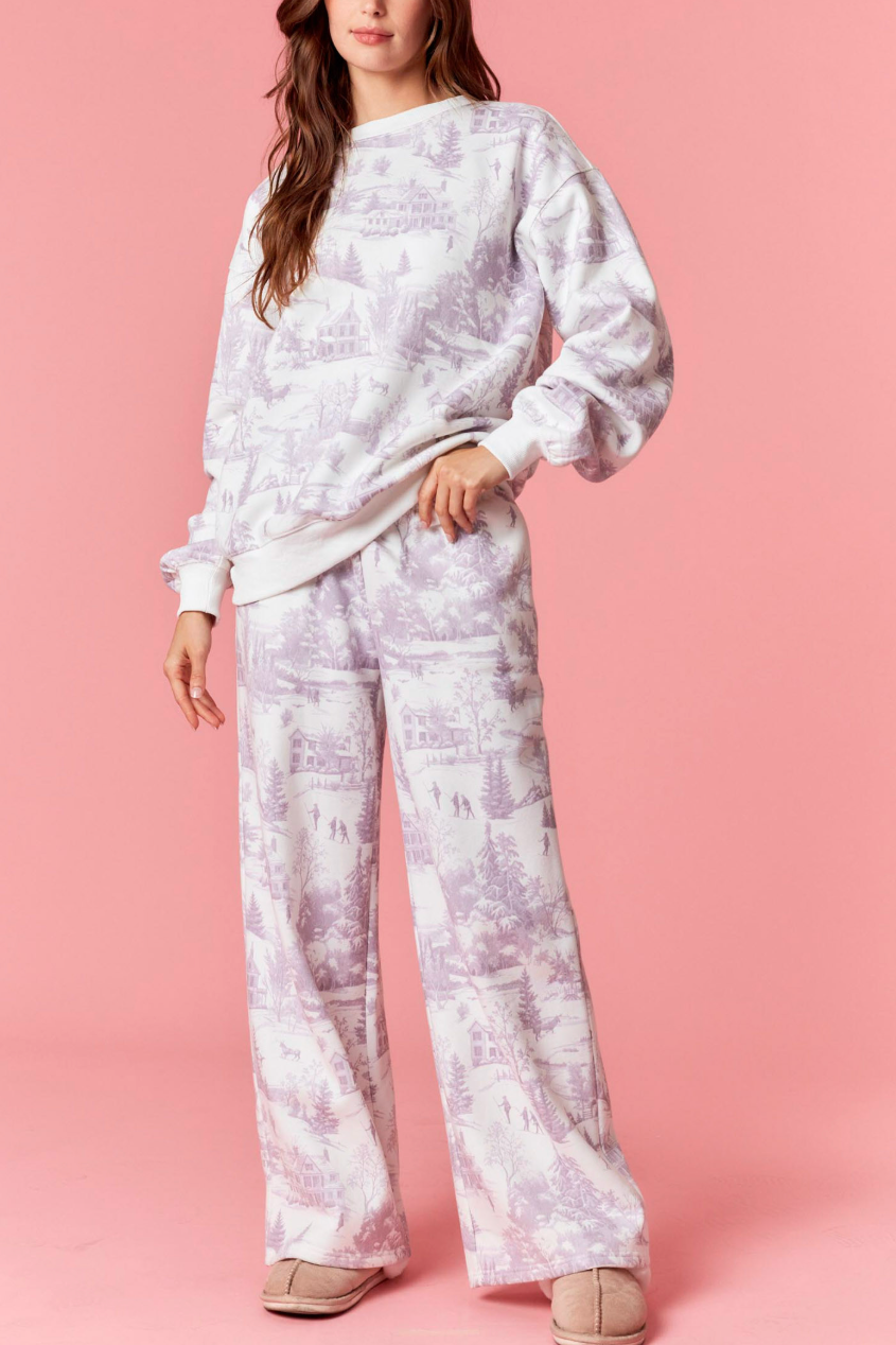 86. Holiday Crewneck